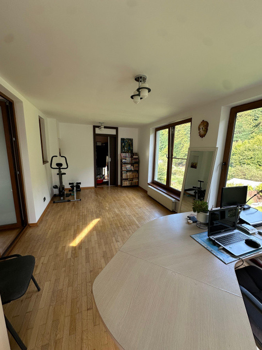 Casă individuală modernă, 200 mp utili, teren 655 mp, Tauto, Floresti