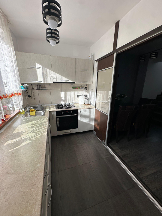 Casă individuală modernă, 200 mp utili, teren 655 mp, Tauto, Floresti