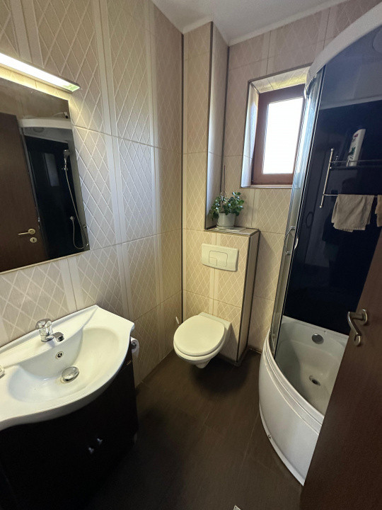 Casă individuală modernă, 200 mp utili, teren 655 mp, Tauto, Floresti