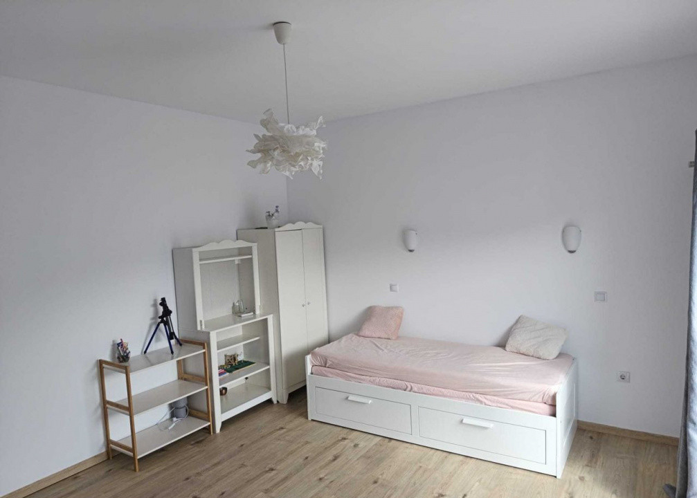 Casă modernă RENOVATA  Florești zona VIVO