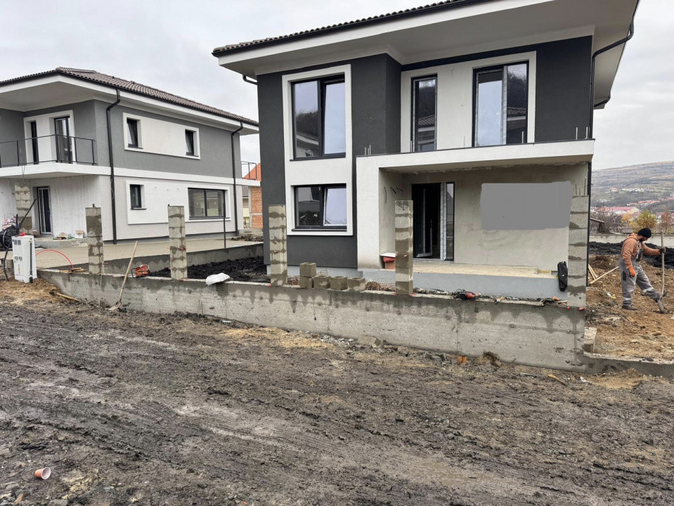 Casă individuală la preț de apartament , Chinteni 500mp de teren 