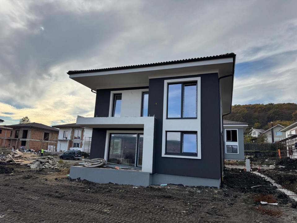 Casă individuală la preț de apartament , Chinteni 500mp de teren 