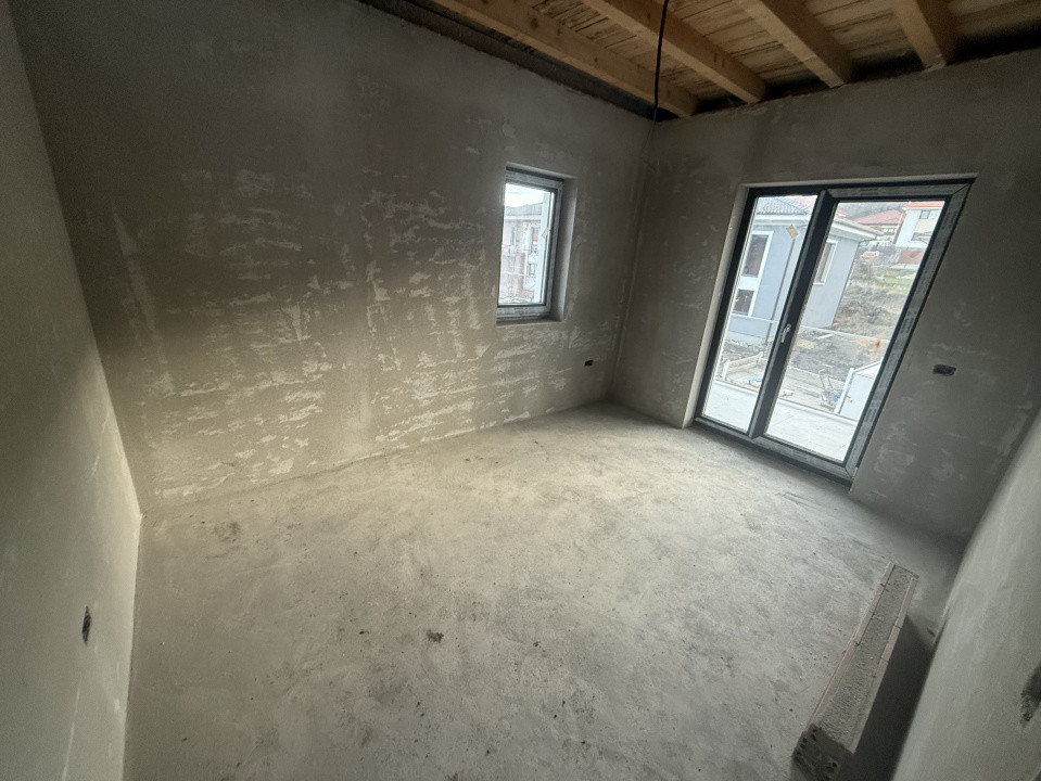 Casă individuală la preț de apartament , Chinteni 500mp de teren 