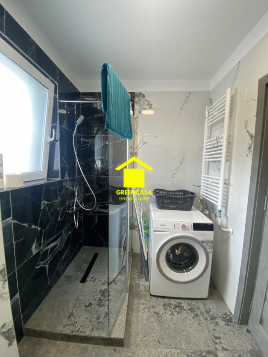 Apartament modern 3 camere, 54 mp, balcon, parcare, zona Vivo
