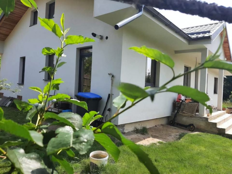 Casă superbă în Feleacu, 2400mp teren, 125mp utili