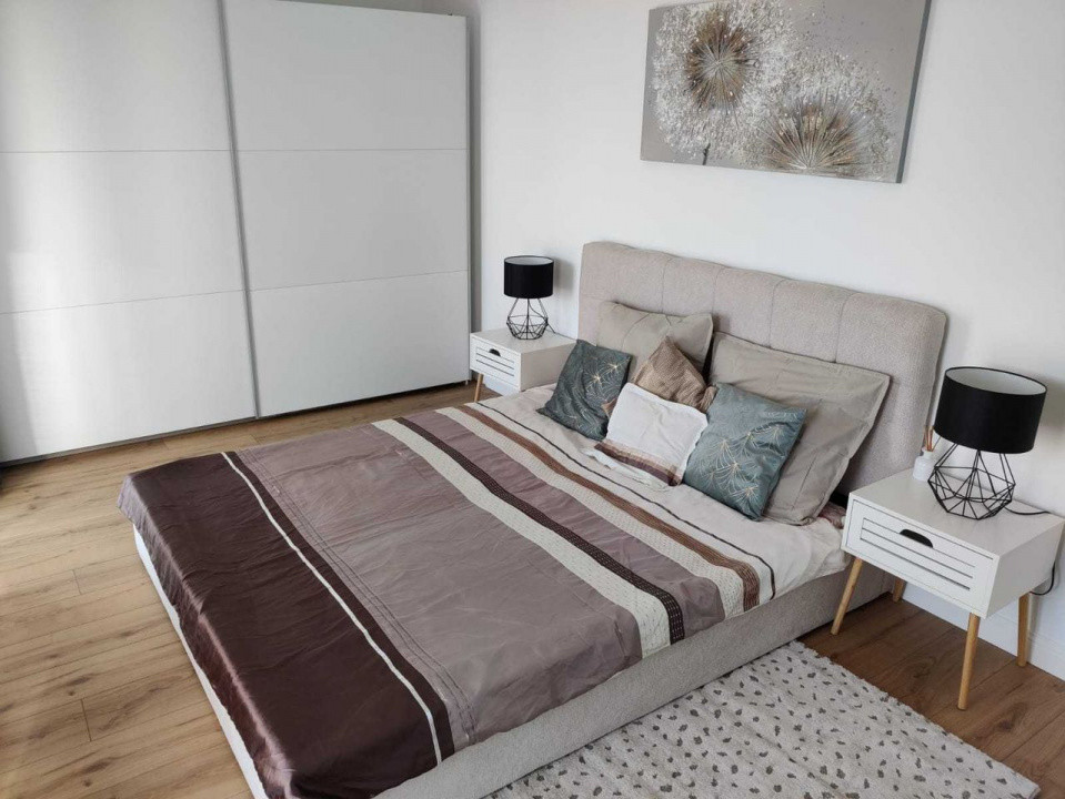 Oportunitate de investitie ,Apartament cheie 2 camere , etaj intermediar.