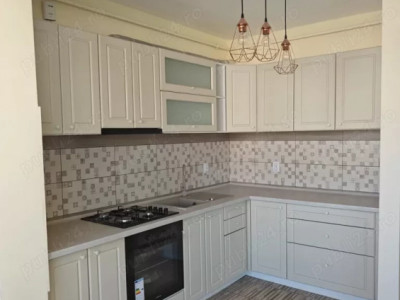 Apartament 3 camere zona, BMW Florești Floresti