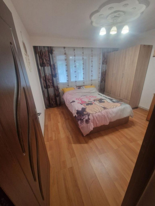 Apartament suprafata 53mp , balcon 9mp zona Marasti . 