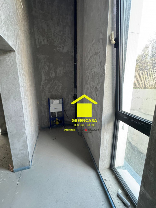 Spatiu comercial , suprafata de 90mp plus terasa 34mp . Zona  Cipariu.