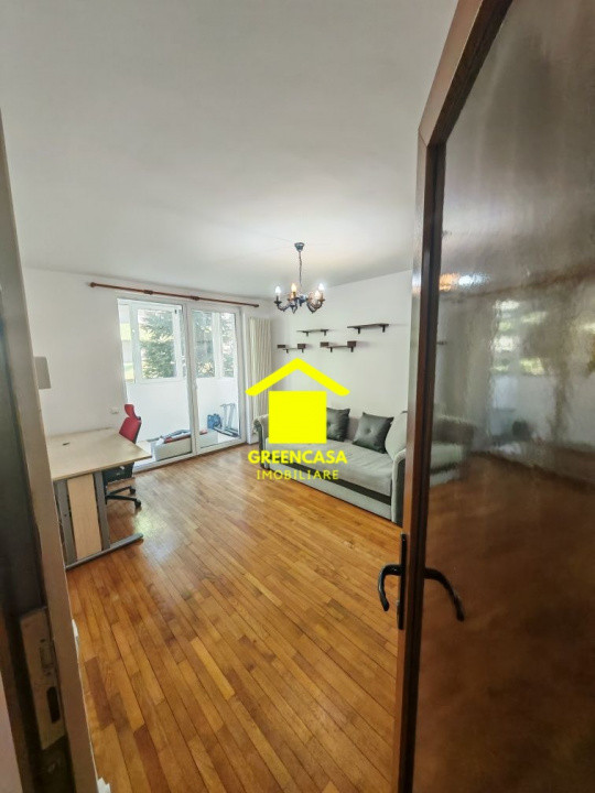 Apartament decomandat în Florești, parcare, zona liniștită, str. Porii