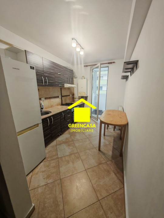 Apartament decomandat în Florești, parcare, zona liniștită, str. Porii