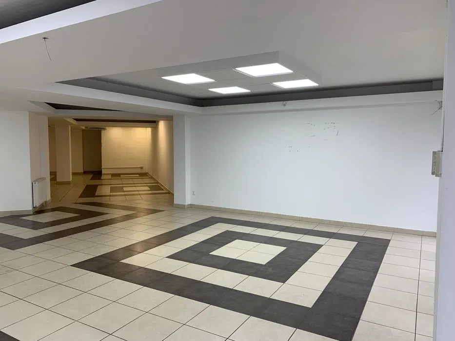 Spatiu comercial open-space de 166mp! finisat, zona Semicentrala