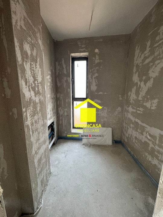 Aparatment semifinisat , suprafata de 68mp  , zona: Calea turzii 