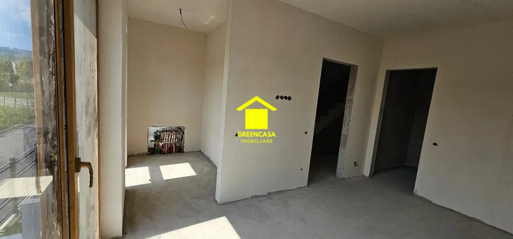 Duplex semifinisat 4 camere, 146mp, 232mp teren, zona Iulius Mall / Gheorgheni