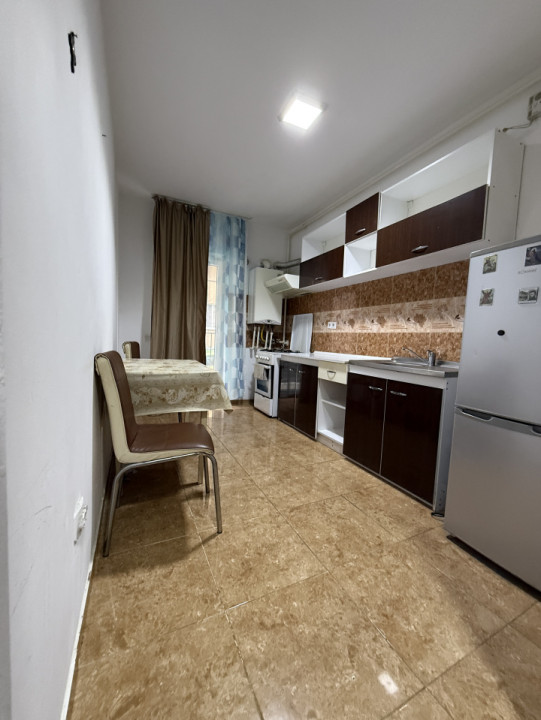 Oportunitatea 1.700 euro mp , Apartament 2 camere decomandate zona Florilor.