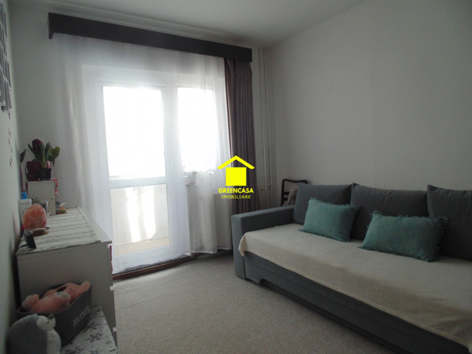 Apartament de 4 camere, 81mp în Mănăștur, zona Negoiu