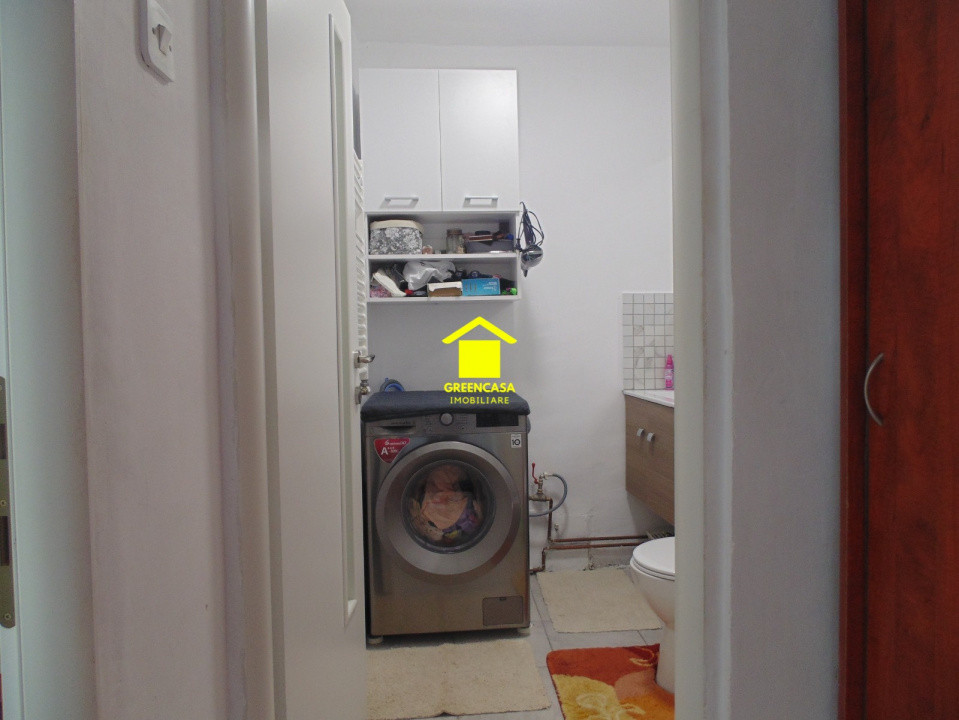 Apartament de 4 camere, 81mp în Mănăștur, zona Negoiu
