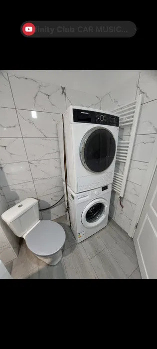 Apartament de vanzare 2 camere , suprafata de 50mp zona :Sesul de sus 