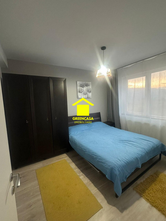 Apartament 3 camere, 61mp, balcon, zona Terra