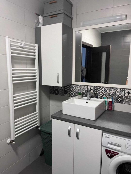 Apartament 2 camere decomandate, etaj 5/7, zona BMW, str. Avram Iancu