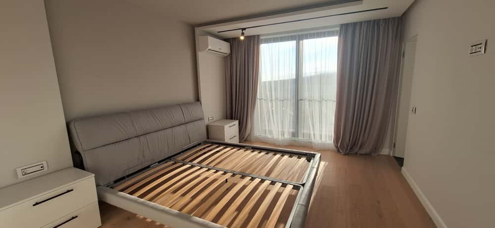 Apartament de lux, 3 camere, 2 niveluri/90 mp + 2 balcoane, cartier Buna Ziua