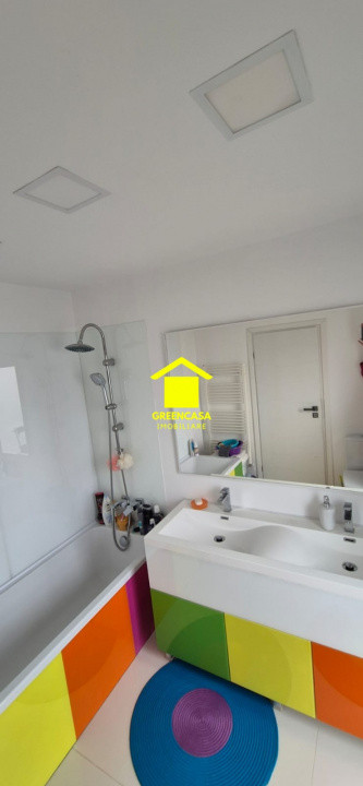 Apartament 3 camere, 63mp, 2 terase, zona Subcetate, Floresti