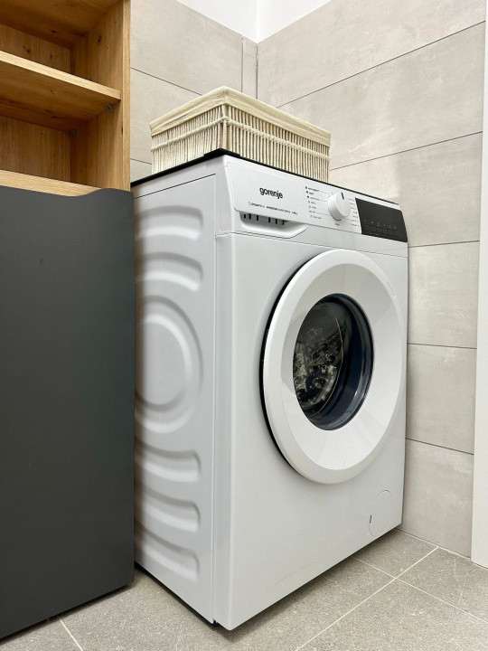 OCAZIE – Apartament modern cu 1 cameră 37mp, zona Terra –Urusagului