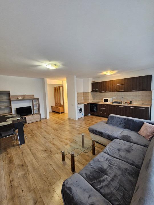 Apartament 3 camere , suprafata de 83 mp plus parcare subterana 