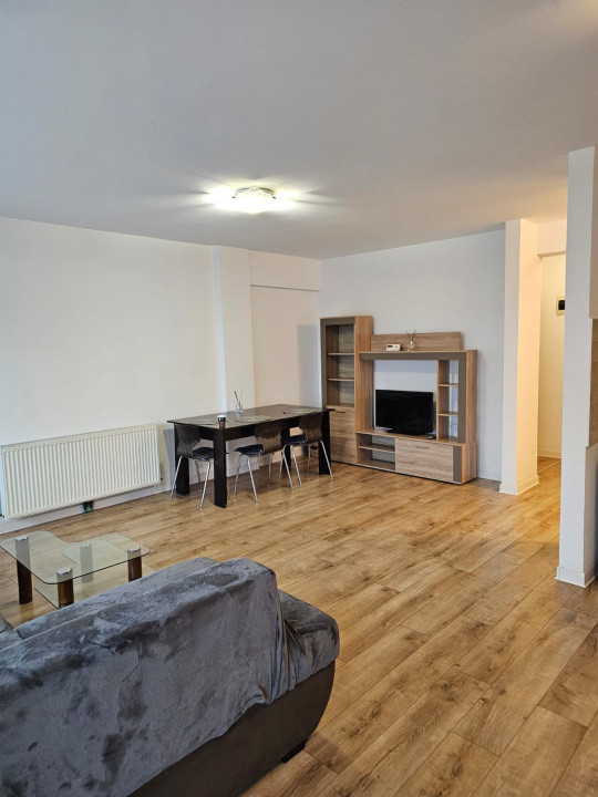 Apartament 3 camere , suprafata de 83 mp plus parcare subterana 