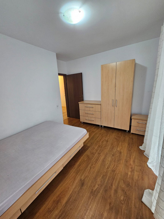 Apartament 3 camere , suprafata de 83 mp plus parcare subterana 