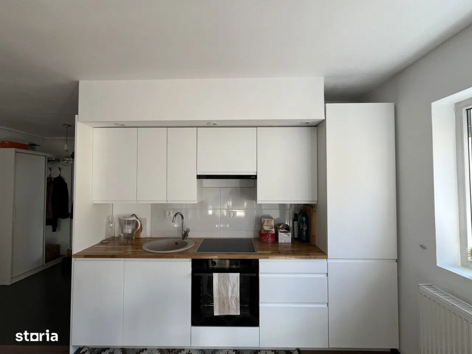 Oportunitate de investitie ,Apartament cheie 3 camere , etaj intermediar.
