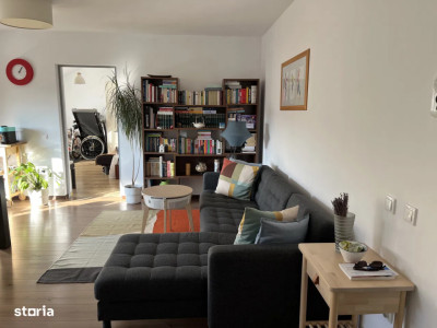 Oportunitate de investitie ,Apartament cheie 3 camere , etaj intermediar.
