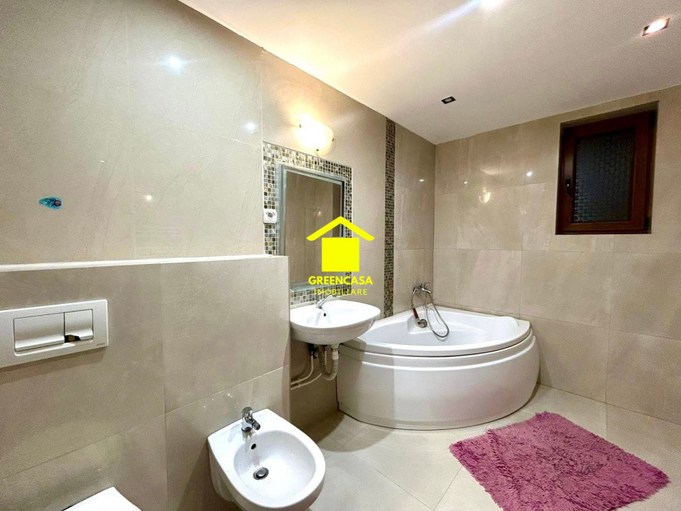 Apartament 3 camere, 68mp, 3 balcoane, 2 garaje subterane, Subcetate