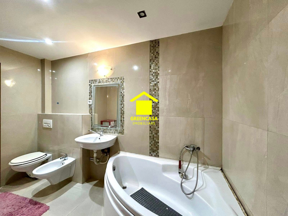 Apartament 3 camere, 68mp, 3 balcoane, 2 garaje subterane, Subcetate