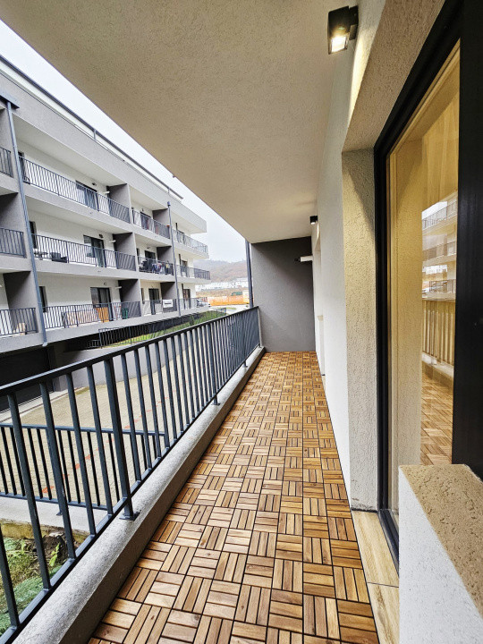 OCAZIE Apartament de 3 camere cu birou/nișă dormitor FLORESTI