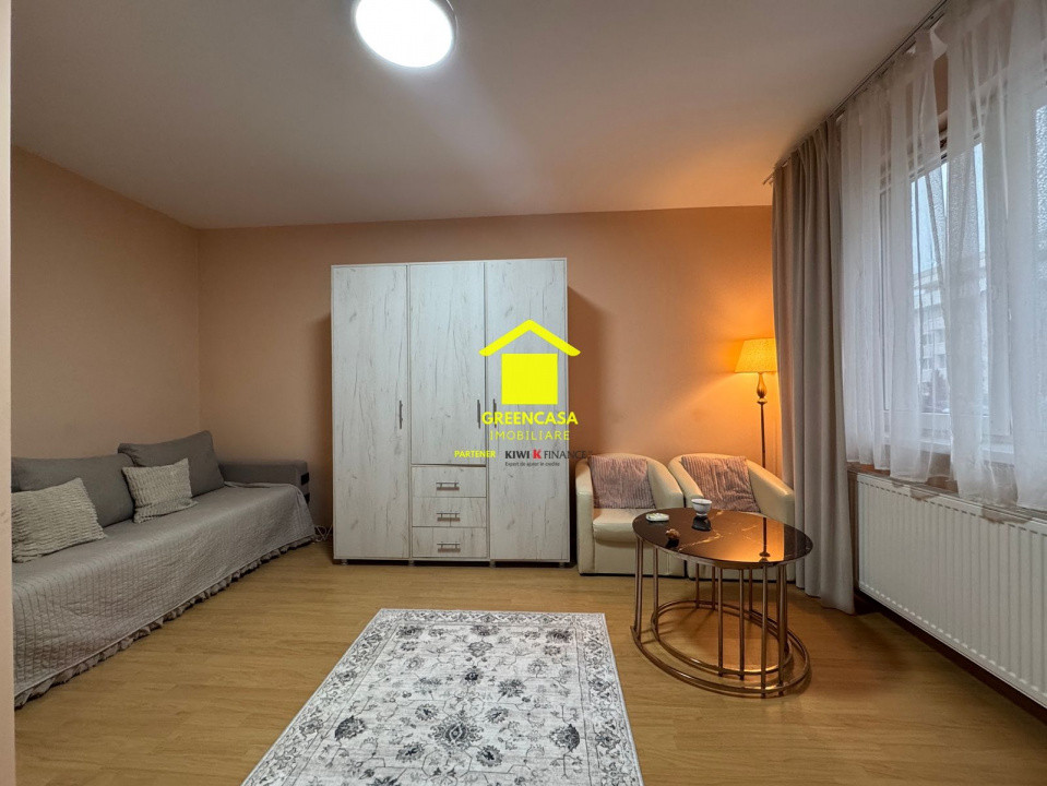 Apartment 1 camera, 30mp, parcare, zona Cetatii 