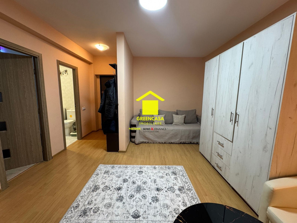 Apartment 1 camera, 30mp, parcare, zona Cetatii 
