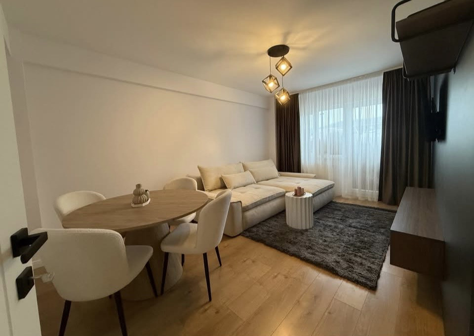 Apartament la cheie zona Terra, Floresti