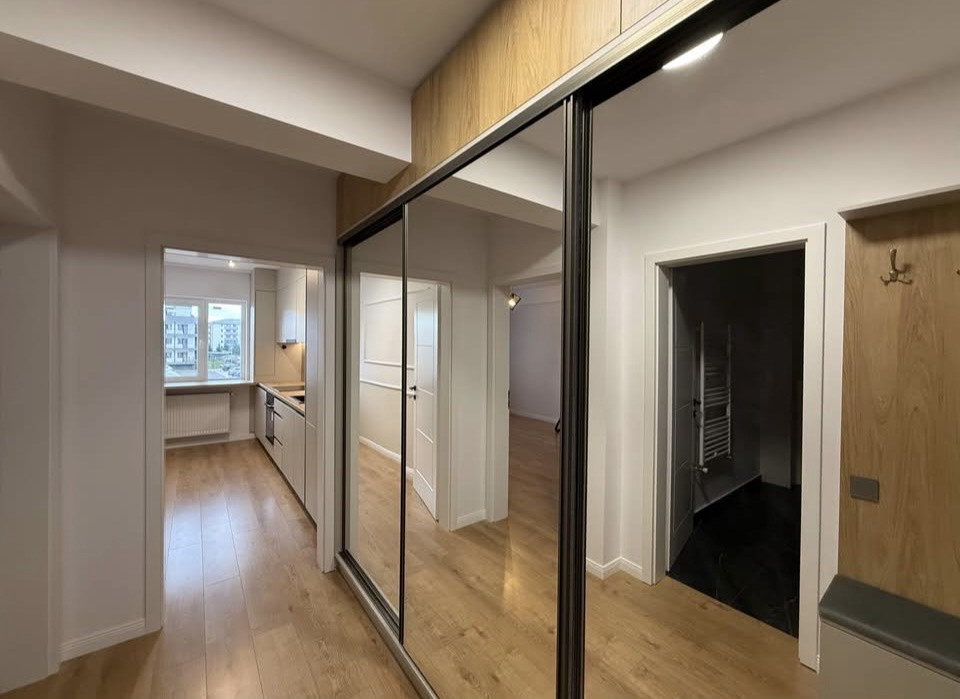 Apartament la cheie zona Terra, Floresti