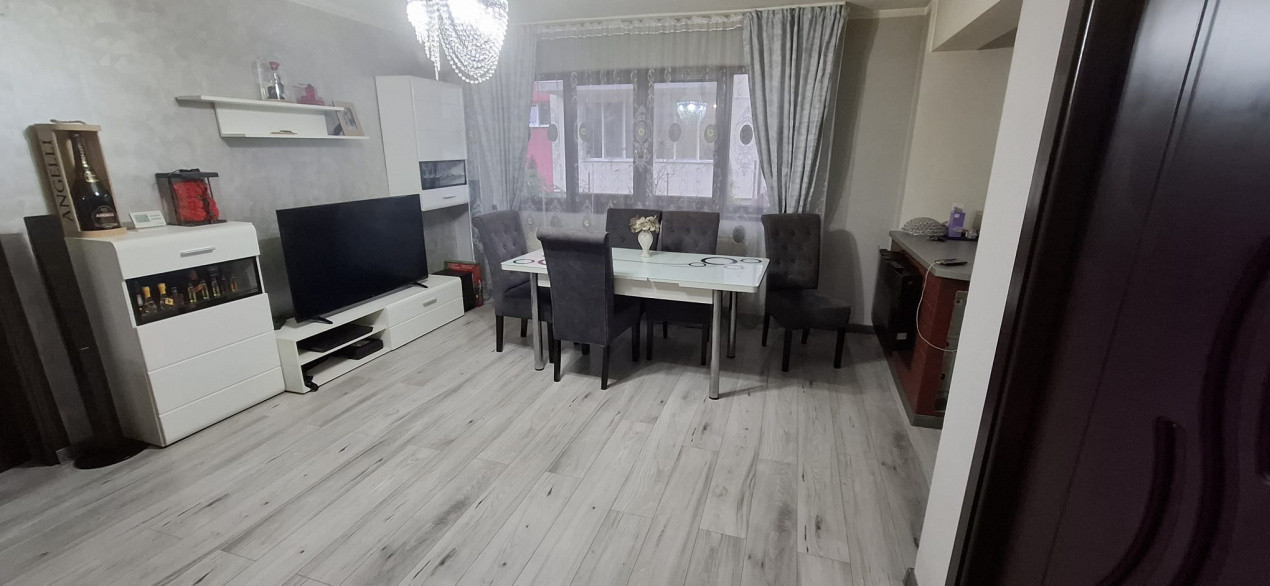 Urgent vand apartament 2 camere