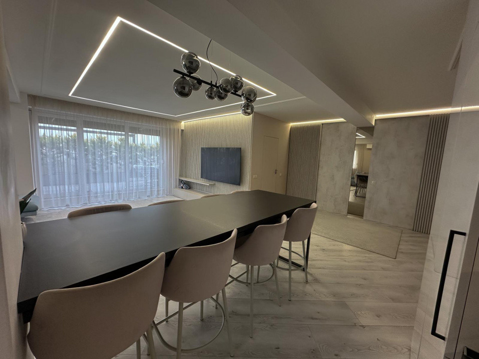 PENTHOUSE de 4 camere, 117mp plus 75mp terasa, Intre Lacuri