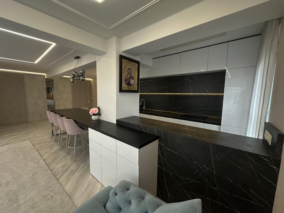 PENTHOUSE de 4 camere, 117mp plus 75mp terasa, Intre Lacuri