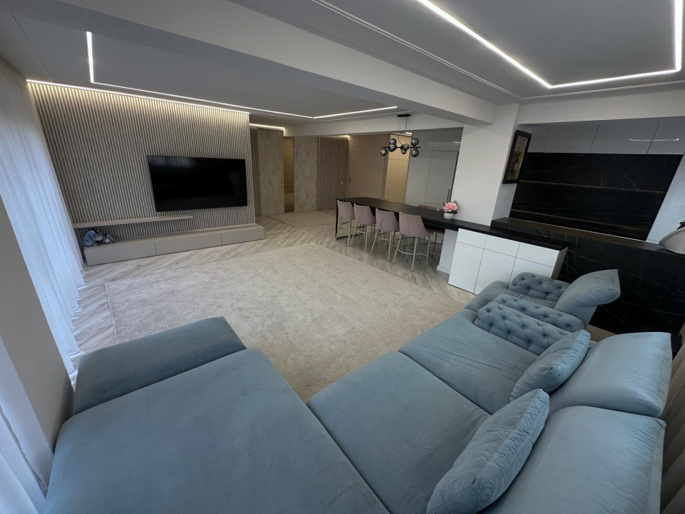 PENTHOUSE de 4 camere, 117mp plus 75mp terasa, Intre Lacuri