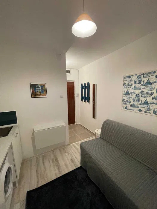 Garsoniera 1 camera , suprafata 11mp , Zona : Manastur 