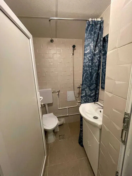 Garsoniera 1 camera , suprafata 11mp , Zona : Manastur 