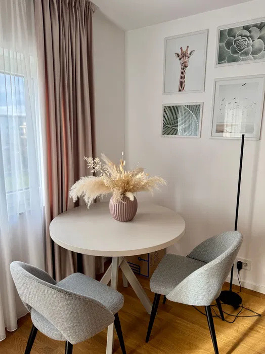 Apartament 2 camere de 48mp plus balcon , zona :Avram iancu 