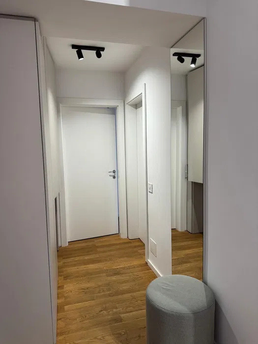 Apartament 2 camere de 48mp plus balcon , zona :Avram iancu 