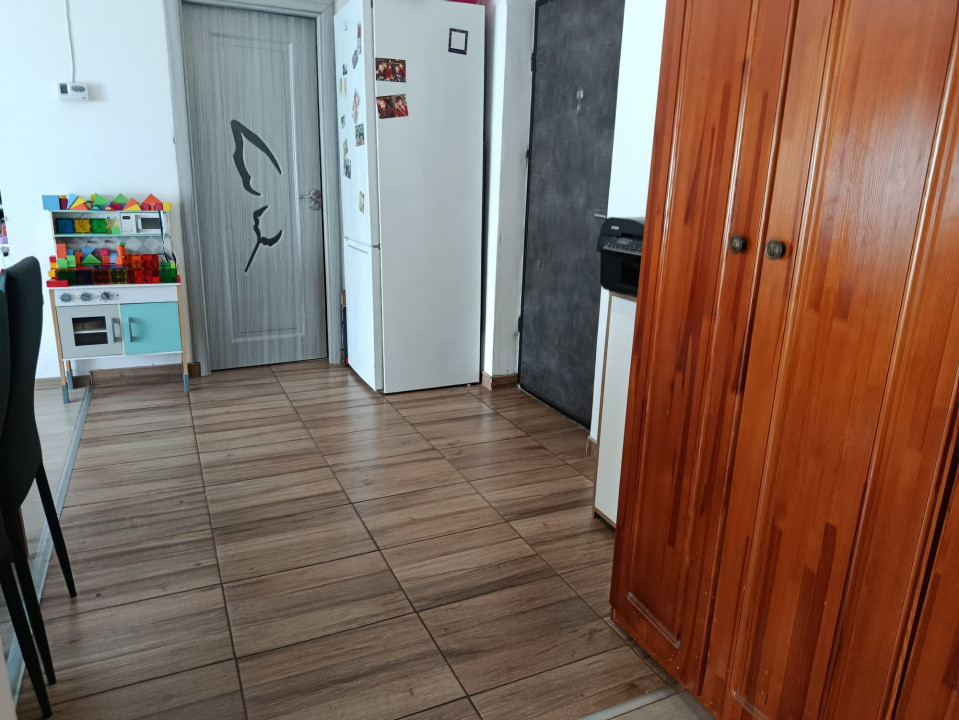 Apartament 2 camere de 52mp plus 3,5 balcon zona : Eroilor 