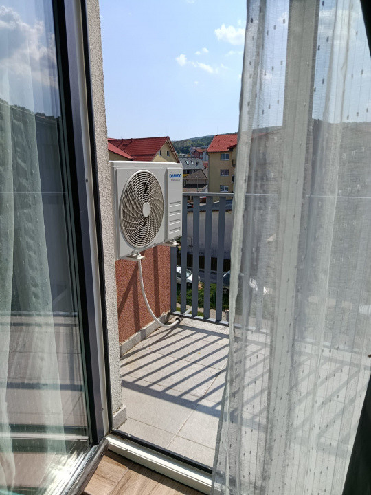 Apartament 2 camere de 52mp plus 3,5 balcon zona : Eroilor 