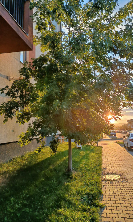 Apartament 2 camere de 52mp plus 3,5 balcon zona : Eroilor 